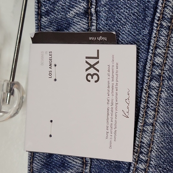 NWT KanCan Los Angeles High Rise Denim Jeans Shorts - Picture 4 of 12